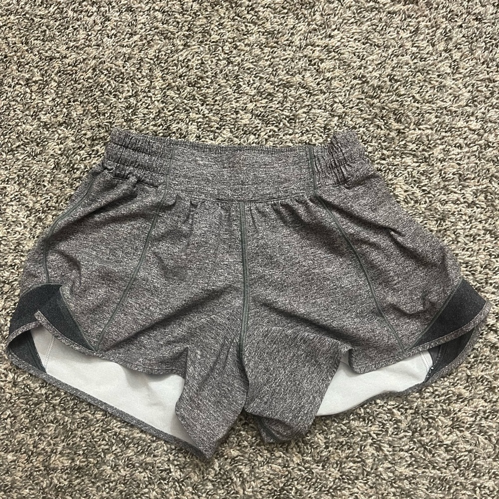 Hotty Hot Low-Rise Lined Short 2.5” - Heather Lux Multi Black/Heathered Black